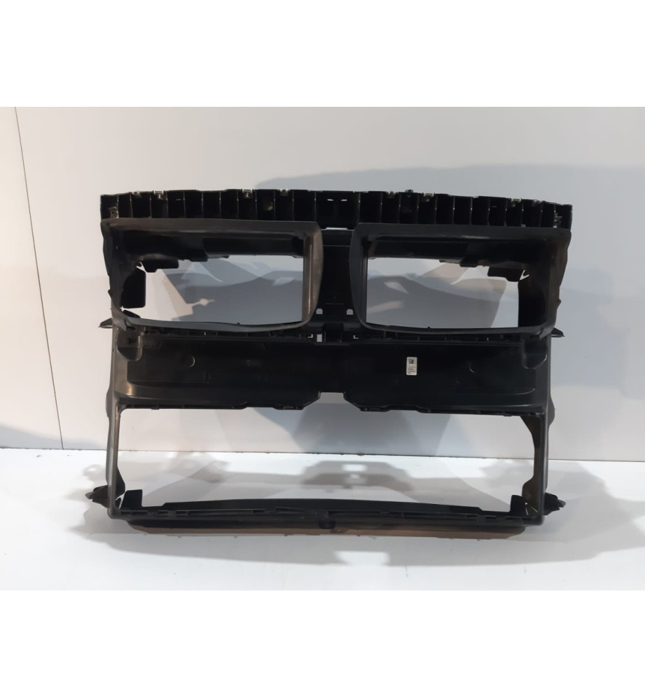 BMW X1 F48 Kierownica powietrza - 13024