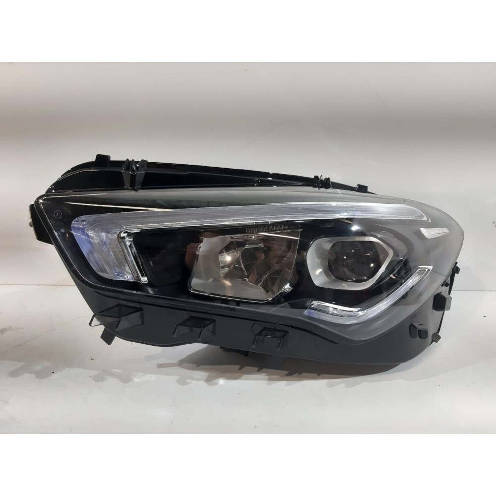 Faro FULL LED Merc. CLA W118 sx - 13373