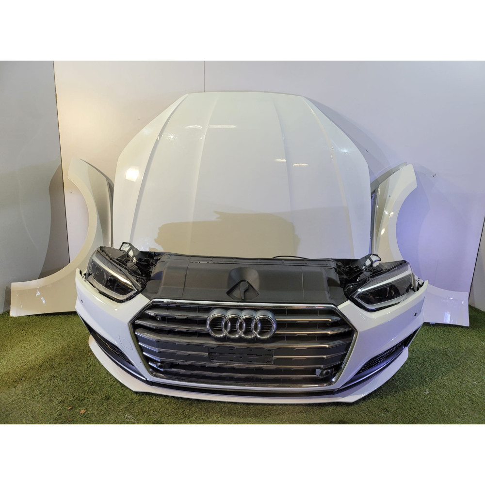 Audi A5 8W Fari cofano...