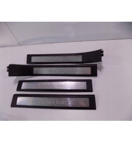 MERCEDES ML W164 - Nakładki listwy progowe