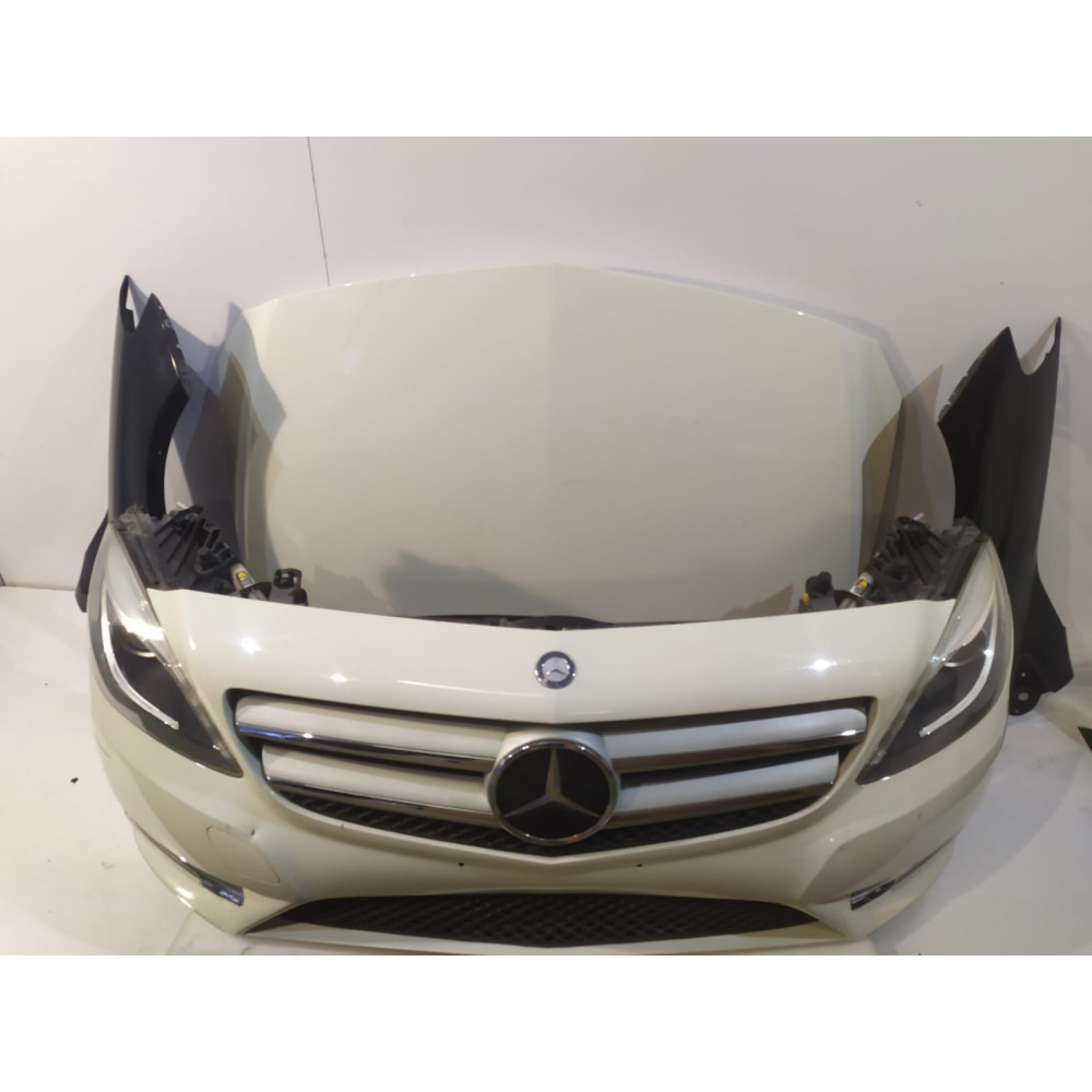 Mercedes B W246 Cintura cofano paraurti ant 15379