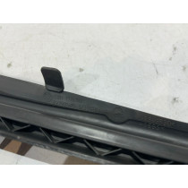 BMW 5 E60 E61 Guida della presa d'aria - 16100