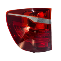 BMW X3 F25 Faro posteriore...