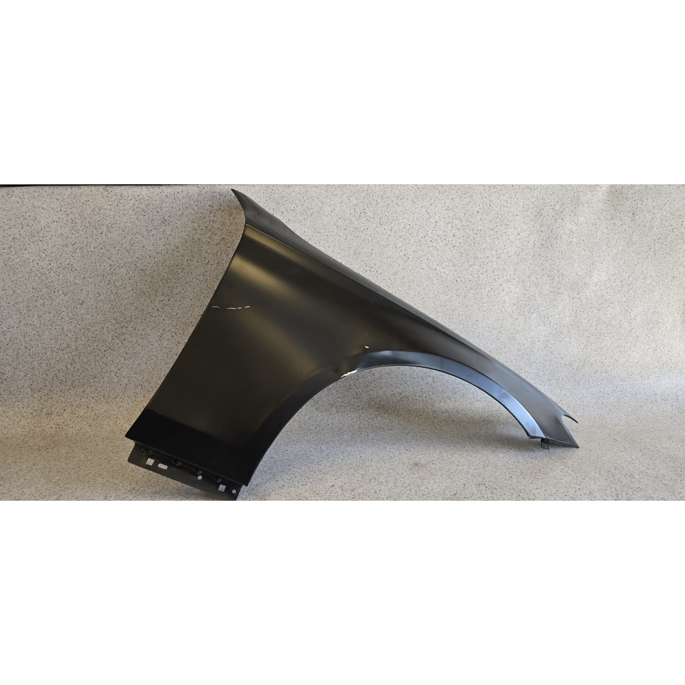 Mercedes E W213 Parafango Destro Dannegiato -13649