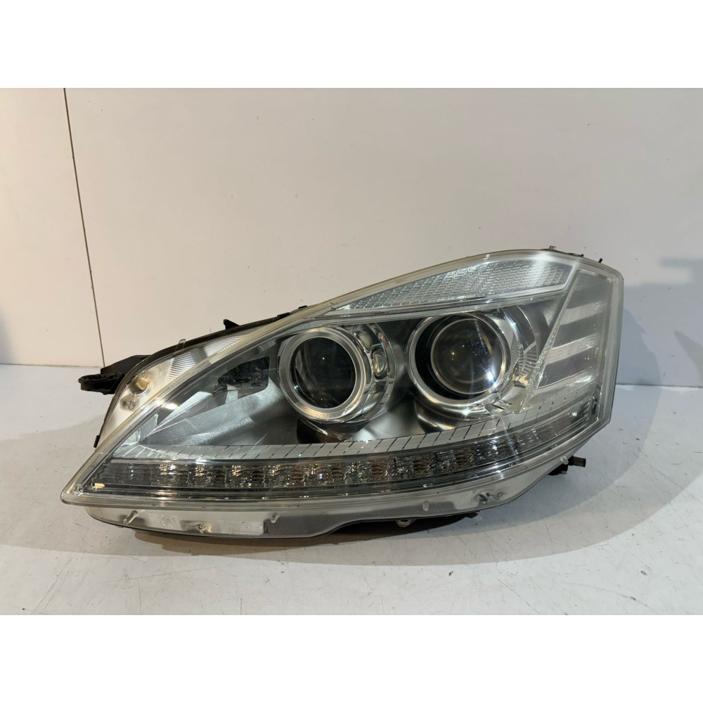 MERCEDES S W221 LCI Faro...