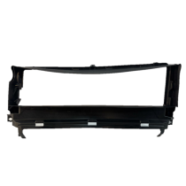 VOLVO XC40 18- Presa...