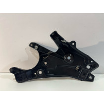 VOLVO S90 V90 17^ Supporto parafango SX - 17907