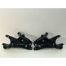 VOLVO S90 V90 17^ Supporto parafango SX - 17907