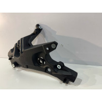 VOLVO S60 V60 18- Supporto Parafango SX - 18037