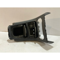 MERCEDES B W246 Vano Portaoggetti /Centrale - 6238