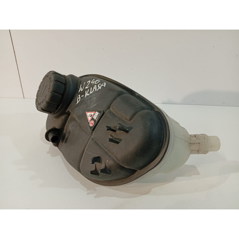 Mercedes W117 W246 Vaso di espansione - 5840