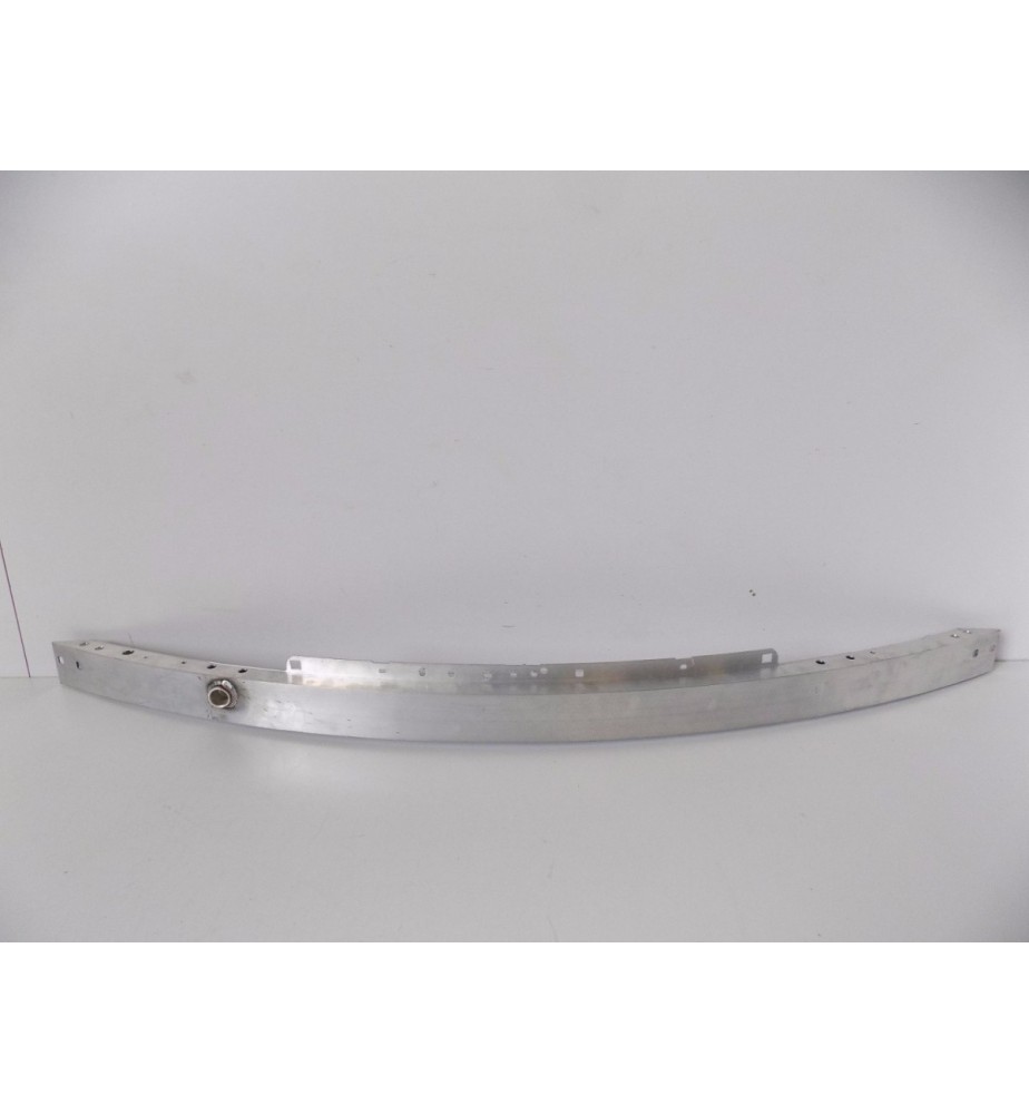 Rinforzo paraurti Mercedes Classe C W204 4135