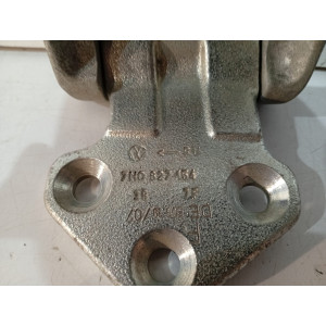 VW T5 LCI Cerniera della porta posteriore destra - 18602