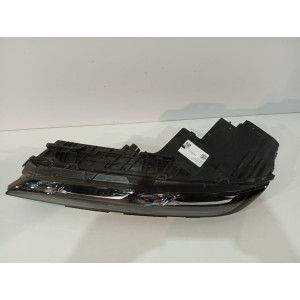 BMW 7 G70 Faro Swarovski 5A9CF86 - In alto a sinistra -18801