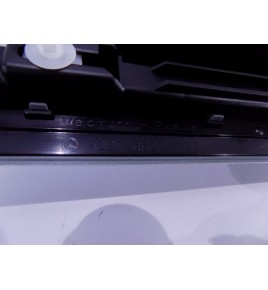 MERCEDES S KLASA W221 - Listwy progowe wewnętrzne