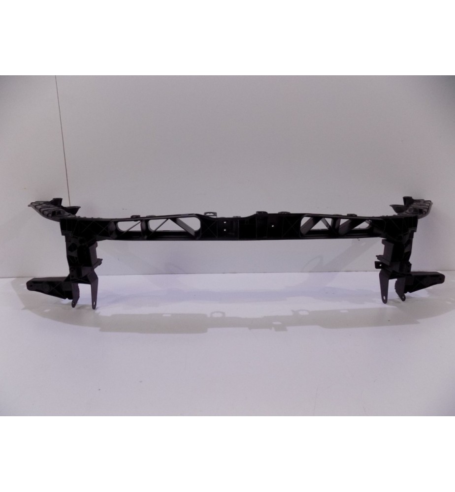 Mercedes W177/W118/W247 Grembiule anteriore 4256