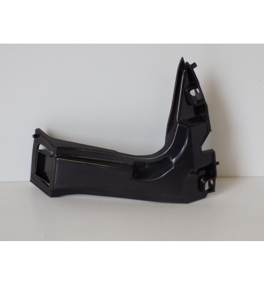 BMW 5 F10/F11Scivolo del parafango destro - 4296