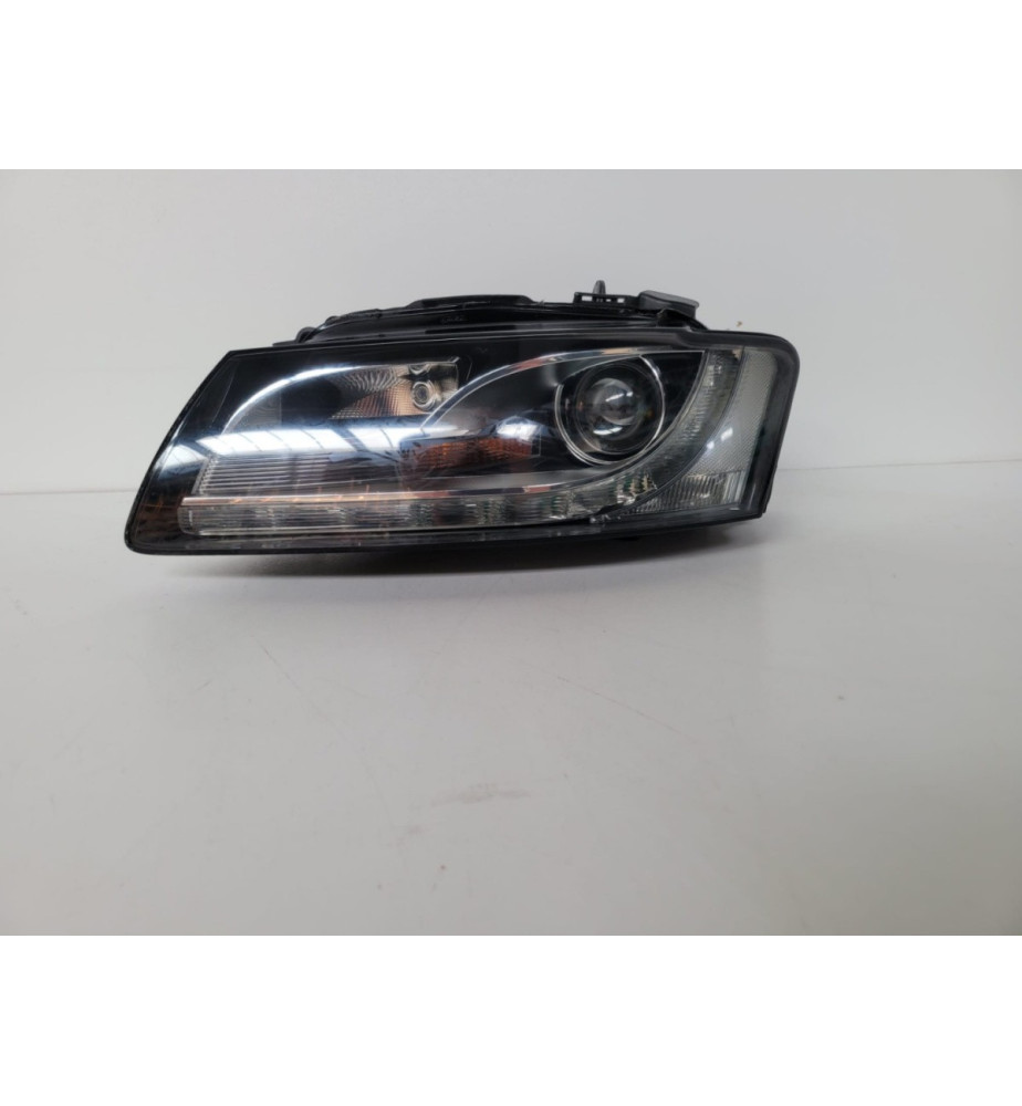 Audi A5 8T0 Lampa przednia...