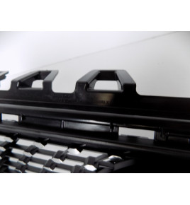 Mercedes W118 Grill Diamond - 4438