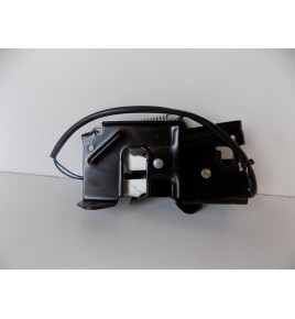 BMW 1 F20 BMW 3 F30 BMW 4 F32 Blocco cofano L 4483