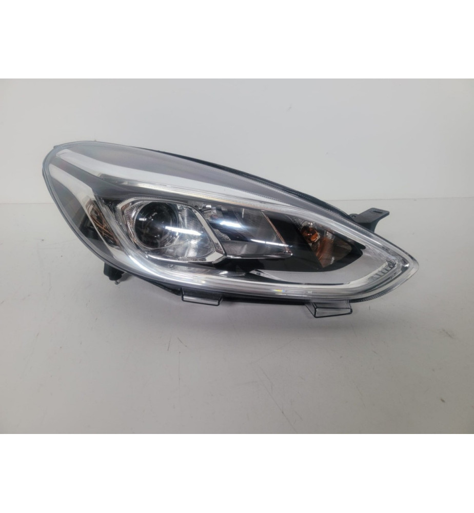 Ford Fiesta MK8 - Lampa przednia LED - R - 10020