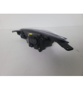 Ford Fiesta MK8 - Lampa przednia LED - R - 10020
