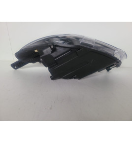 Ford Fiesta MK8 - Lampa przednia LED - R - 10020