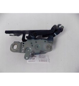 BMW 4 F32 F33 - Zawias Maski Lewy - 2718