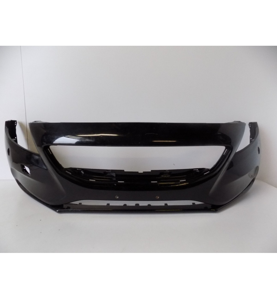 Volvo V40 - Zderzak przedni...