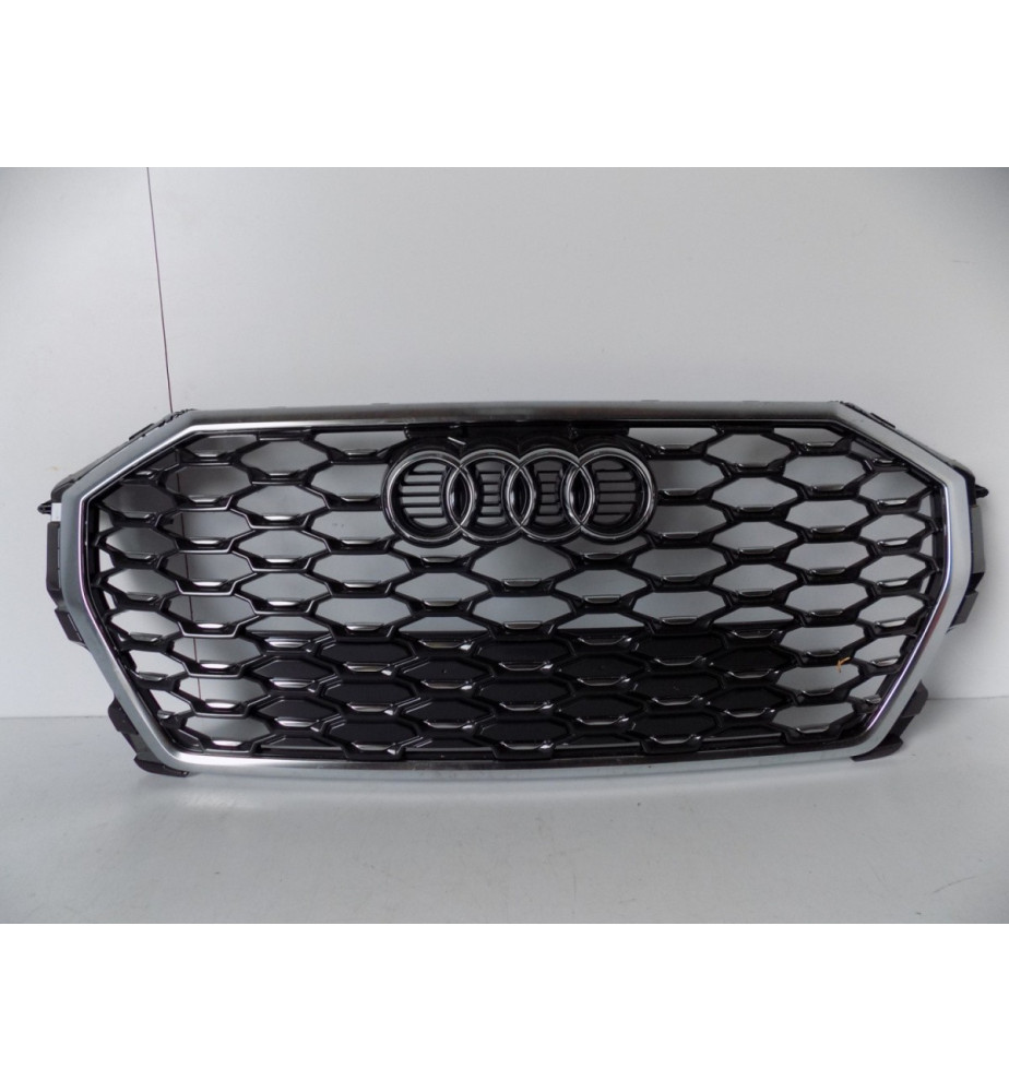 Audi Q3 83F S-Line /...
