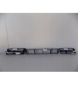 BMW 7 F01 F02 LCI Kratka Zderzaka Prawa - 3178