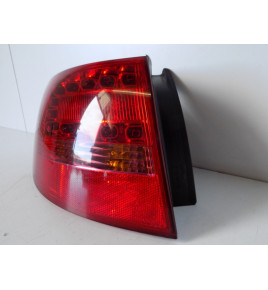 Faro a LED posteriore L Audi A6 C6 Avant 11840