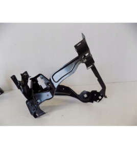 Mercedes Classe C W204 LCI Staffa faro Destro 3025