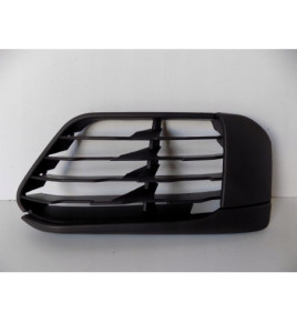 BMW X1 F48/F49 Griglia paraurti dx aperta-3966