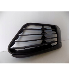 BMW X1 F48/F49 Griglia paraurti dx aperta-3966