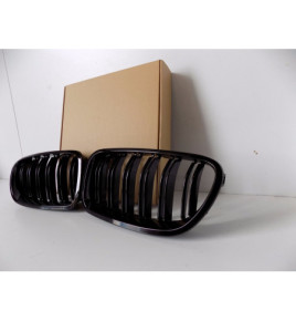 BMW 5 F10 / F11 / Griglia /Reni R-L  4117