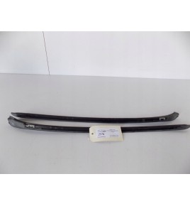 BMW 3 E90 - Listwy Szyby Czołowej - 2576